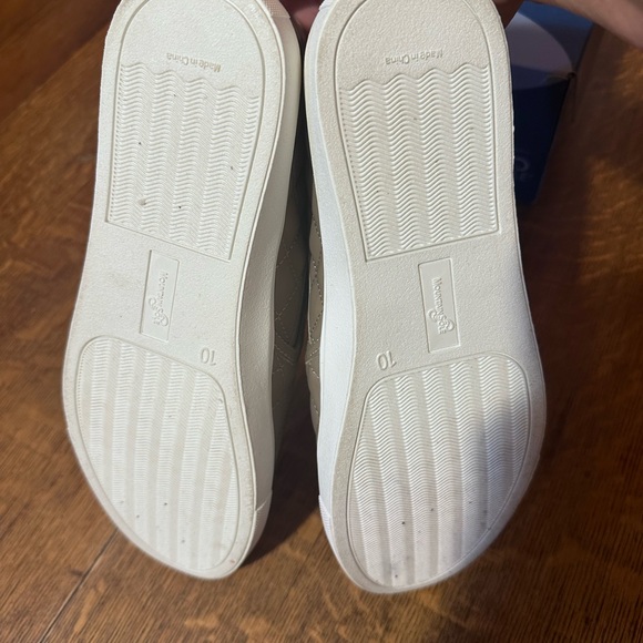 Mountain sole new in box slip on sneaker sz 10 - Picture 5 of 7